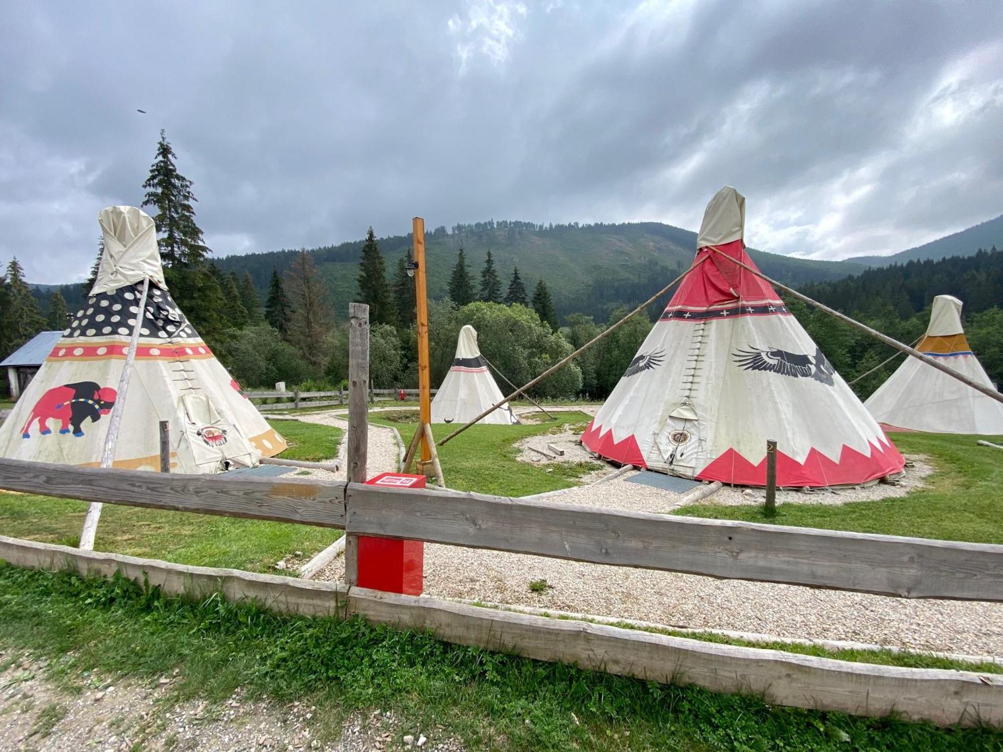 Drevenica Emilka - Nízke Tatry - Muran - Pre Rodiny Brezno Exteriér fotografie